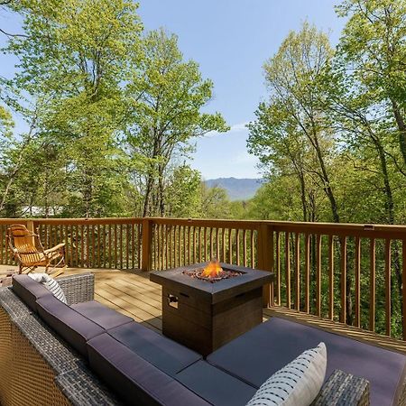 Grand Ole Chalet - Mt Viewsfireplacefirepitarcade Гатлинбург Экстерьер фото